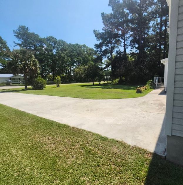 freshly cut and maintained lawn